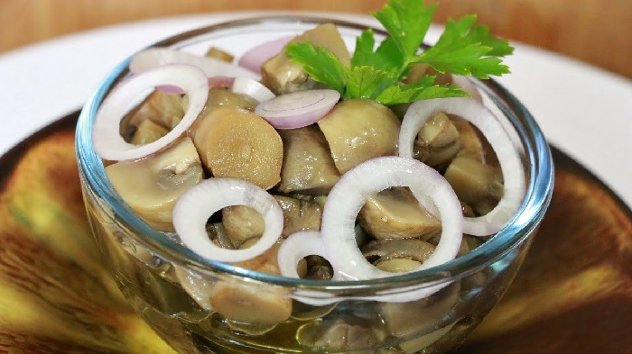 Отравление маринованными грибами